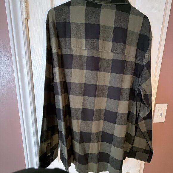 NWT H&M Men's Plaid Button Down - Picture 2 of 6